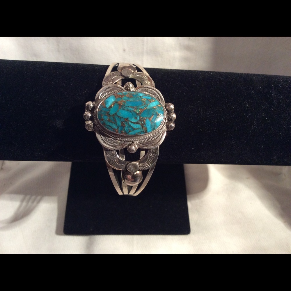 Western Style Bracelet - Blue Stone